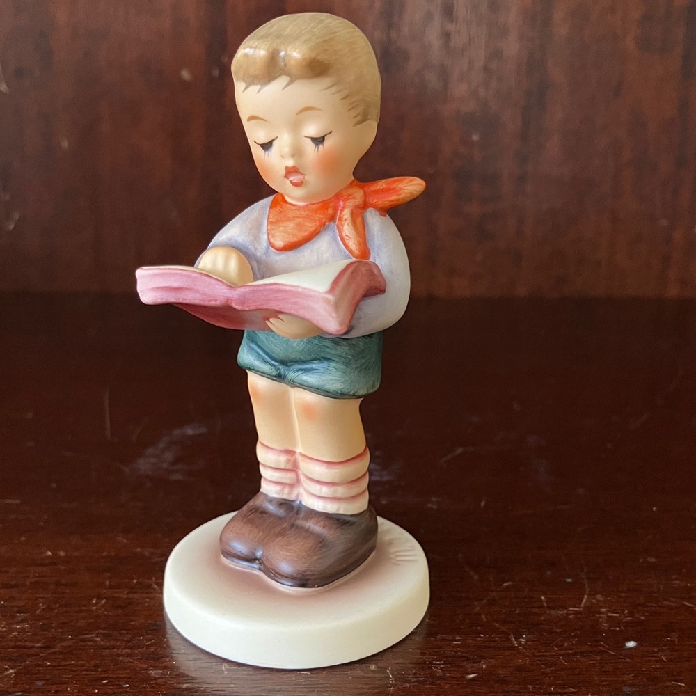 Goebel Hummel Club “Honor Student” 2000-01